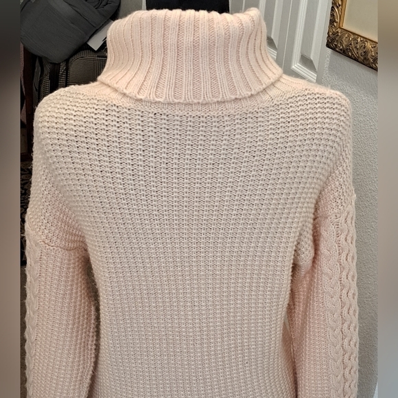 Pink Turtleneck Sweater - Picture 4 of 8